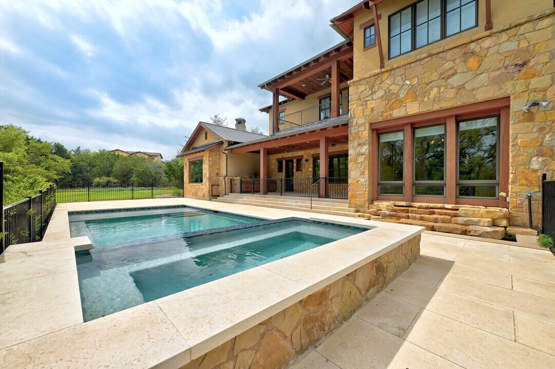 16009 Pontevedra Pl in Bee Cave, TX - Building Photo