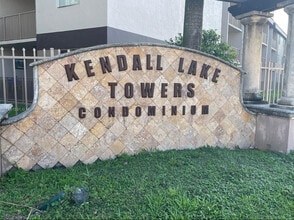15221 SW 80th St, Unit 507 in Miami, FL - Building Photo - Building Photo