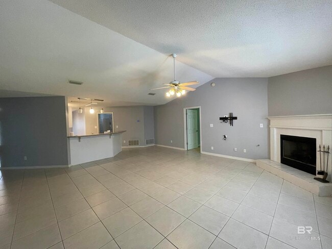 8669 W Anvil Ct in Mobile, AL - Building Photo - Building Photo