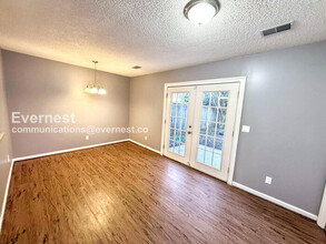 2225 Cheshire Dr in Birmingham, AL - Building Photo - Building Photo