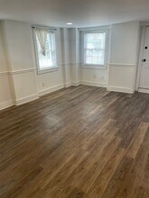 65 Vanderhorst St, Unit A in Charleston, SC - Foto de edificio - Building Photo