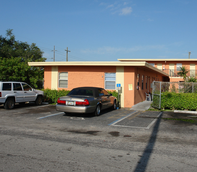 Fort Lauderdale Apartments in Fort Lauderdale, FL - Building Photo