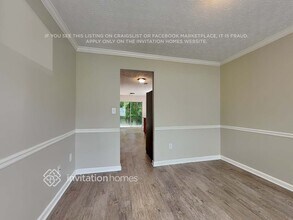 320 Birchmere Close SW in Atlanta, GA - Building Photo - Building Photo