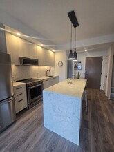 30 Mutual St in Toronto, ON - Building Photo - Building Photo