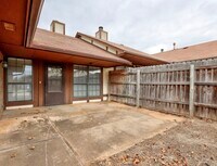 1621 Queens Towne - 6