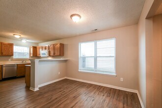 10823 Sterling Apple Dr in Indianapolis, IN - Building Photo - Building Photo