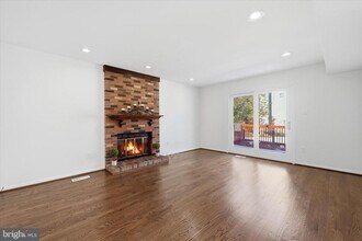 9500 Windbeat Way in Columbia, MD - Building Photo - Building Photo