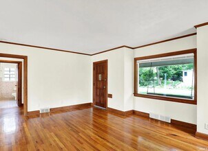 916 E Maxwell Ln in Bloomington, IN - Building Photo - Building Photo