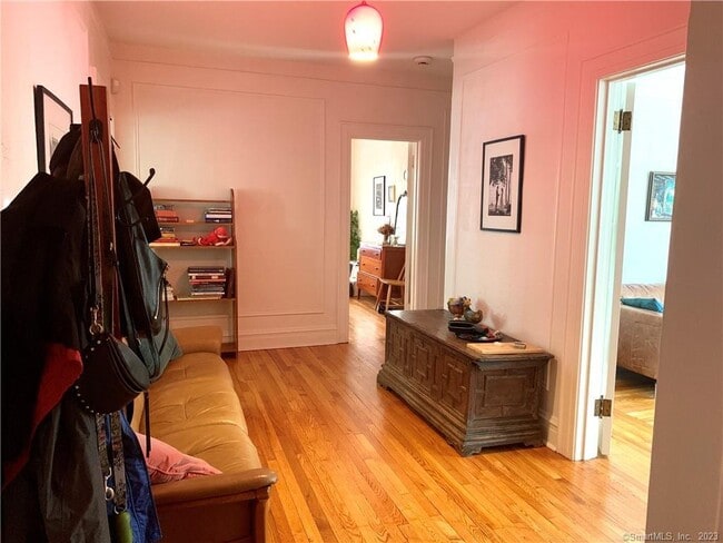 468 Whitney Ave in New Haven, CT - Building Photo - Building Photo