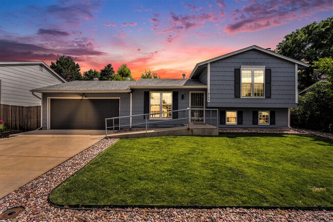 property at 8194 W 93rd Cir