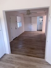 9575 E Heaney Cir in Santee, CA - Foto de edificio - Building Photo
