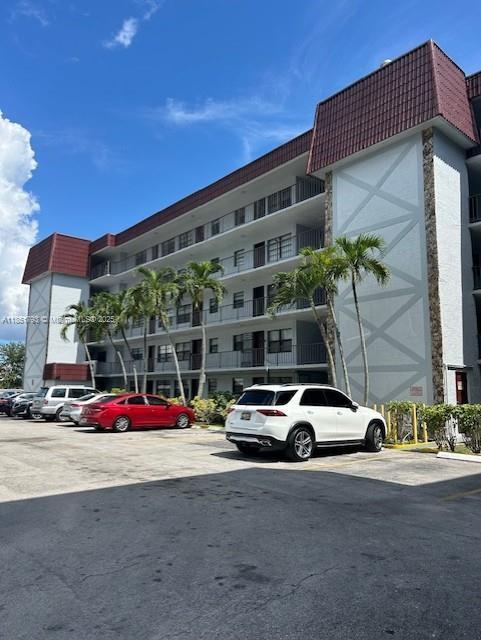 property at 1325 W 68th St
