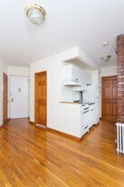 410 E 13th St, Unit 4E in New York, NY - Building Photo