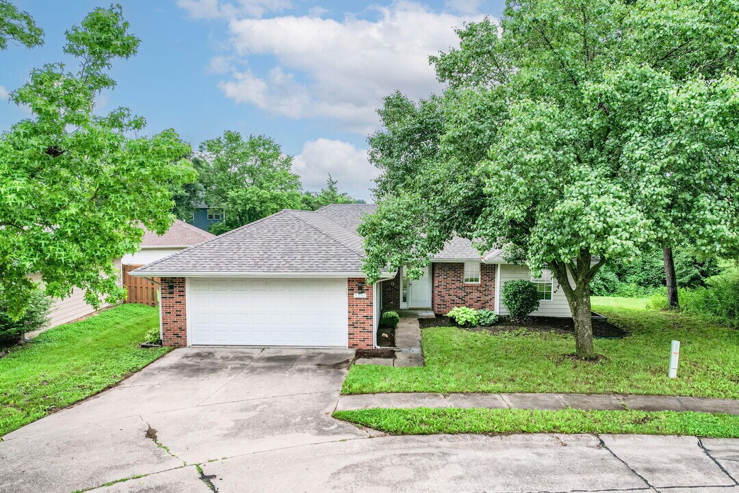 3804 Larkspur Ct in Columbia, MO - Building Photo