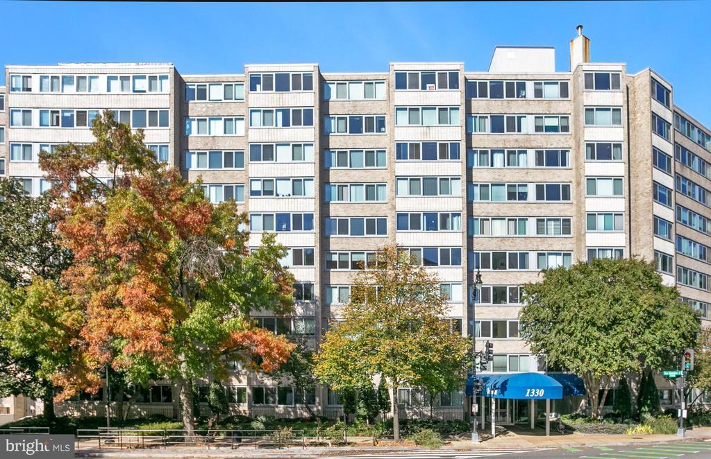 1330 New Hampshire Ave NW in Washington, DC - Building Photo