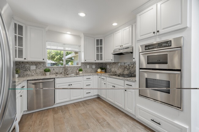 property at 2449 Almaden Blvd