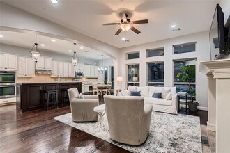 2516 Arion Cir in Austin, TX - Building Photo - Building Photo