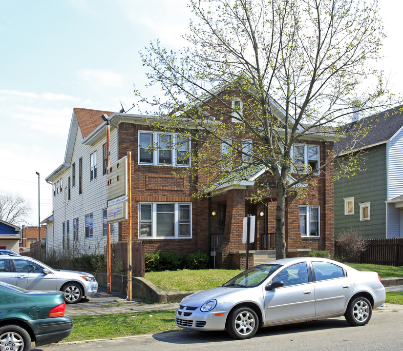 210 N 2nd St in Elkhart, IN - Building Photo