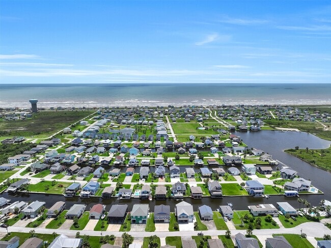22915 Martes St in Galveston, TX - Building Photo - Building Photo