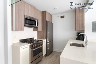 311 W 50th St in New York, NY - Building Photo - Building Photo