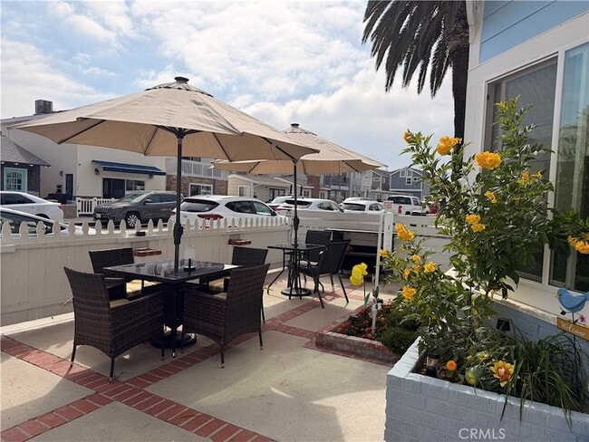 123 28th St in Newport Beach, CA - Building Photo - Building Photo