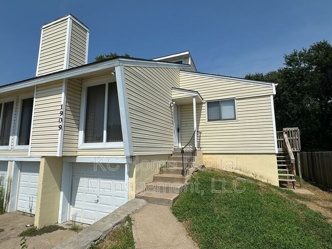 property at 1909 N 75th Terrace