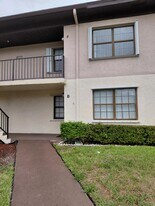 4225 S 57th Ave in Greenacres, FL - Building Photo