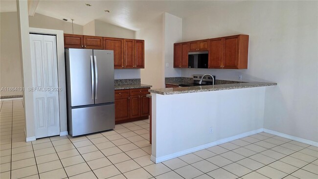 3406 SW Coco Palm Dr in Palm City, FL - Building Photo - Building Photo