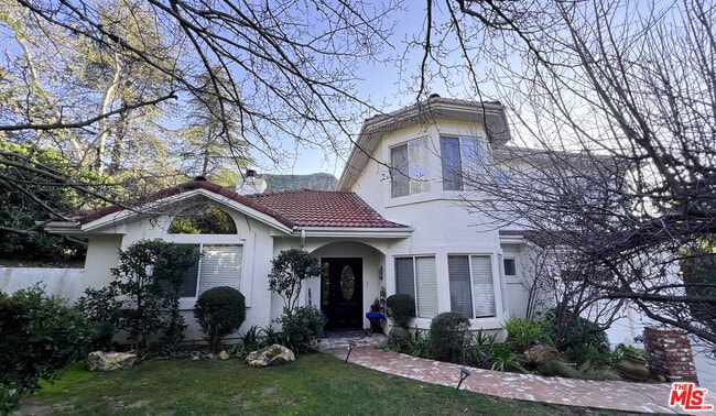 property at 29934 Triunfo Dr