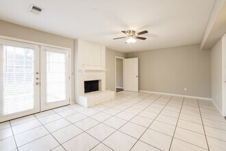 1710 Whiteback Dr in Houston, TX - Building Photo - Building Photo