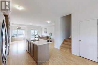 154 Landsbridge St in Caledon, ON - Building Photo - Building Photo