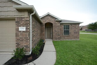 12567 Canyon Falls Boulevard in Willis, TX - Building Photo - Building Photo
