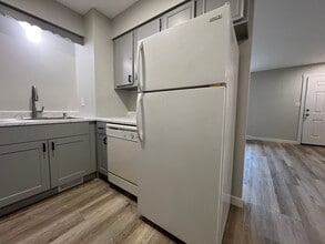 Larch1642 (KC-AM) in Fort Collins, CO - Building Photo - Interior Photo