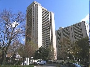 Ridley Towers in Toronto, ON - Building Photo - Building Photo