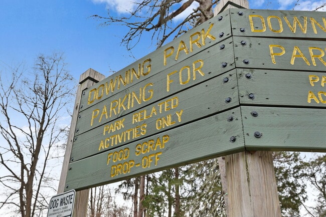 2881 Meadowcrest Dr in Yorktown Heights, NY - Building Photo - Building Photo