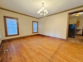 2263 Summit St in Columbus, OH - Building Photo - Building Photo