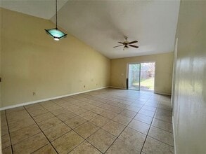 9767 Piney Point Cir in Orlando, FL - Building Photo - Building Photo