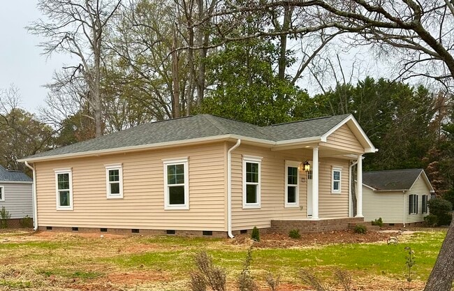 property at 1405 Barnett St