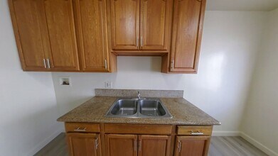 3611 E 61st St in Huntington Park, CA - Building Photo - Building Photo