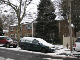 Manor Heights Apartments