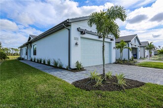 14759 Kingfisher Lp in Naples, FL - Building Photo - Building Photo