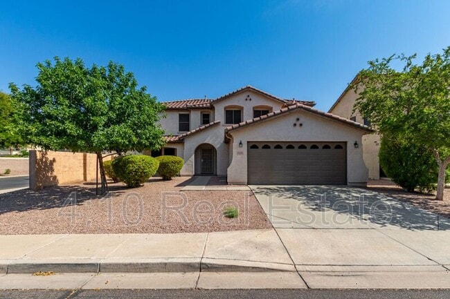 property at 3748 E Betsy Ln
