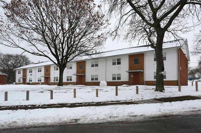 Esa Park Apartments