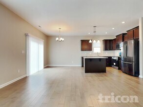 81 W Lumber Ct in Clayton, NC - Building Photo - Building Photo