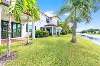 11670 SW 13th Ln in Pembroke Pines, FL - Building Photo - Building Photo