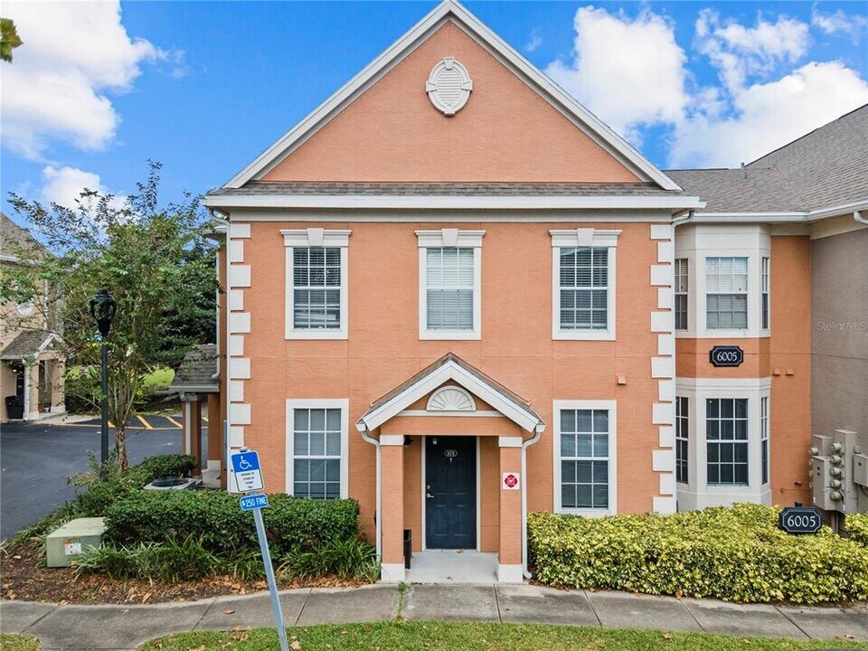 6005 Newport Ln in Orlando, FL - Building Photo