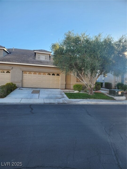 9238 Alpine Bliss St in Las Vegas, NV - Building Photo