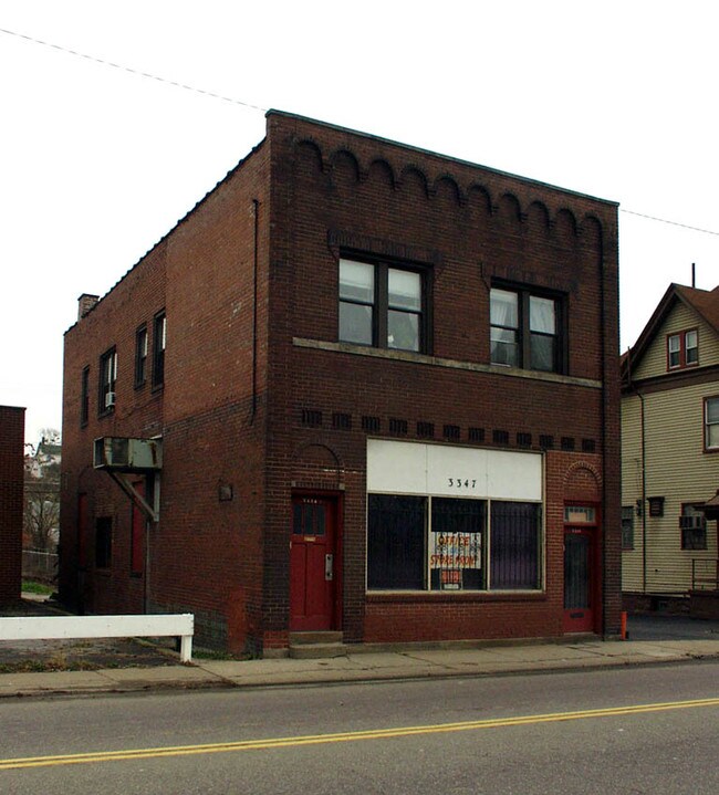 3347 W Carson St