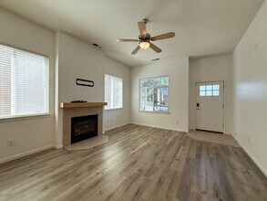 1447 Yosemite Dr in Chico, CA - Building Photo - Building Photo