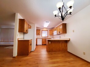 1744 35th St S in Fargo, ND - Building Photo - Building Photo